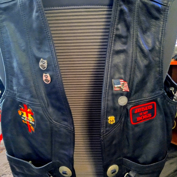 Unik leather vest - Picture 1 of 10